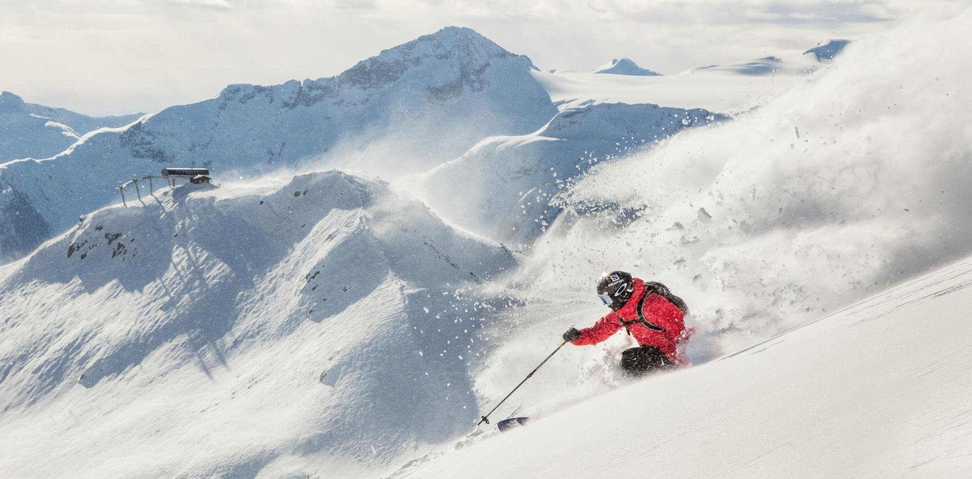 Vận động viên trượt tuyết tại một trong các khu nghỉ dưỡng của Vail Resorts.